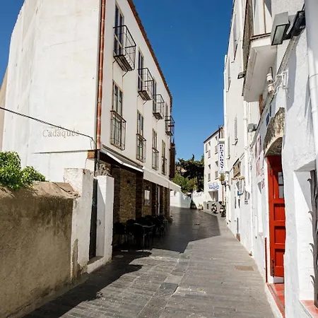 Charming Romantic Villa with Sea Views in Cadaqués Appartement *
