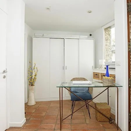 Charming Romantic Villa with Sea Views in Cadaqués *