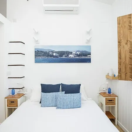 Charming Romantic Villa with Sea Views in Cadaqués Appartement