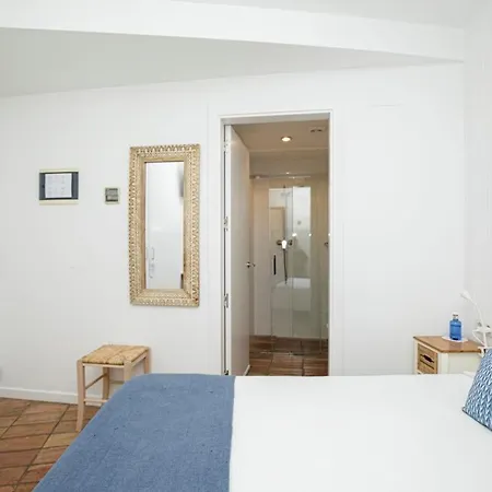 Appartement Charming Romantic Villa with Sea Views in Cadaqués *